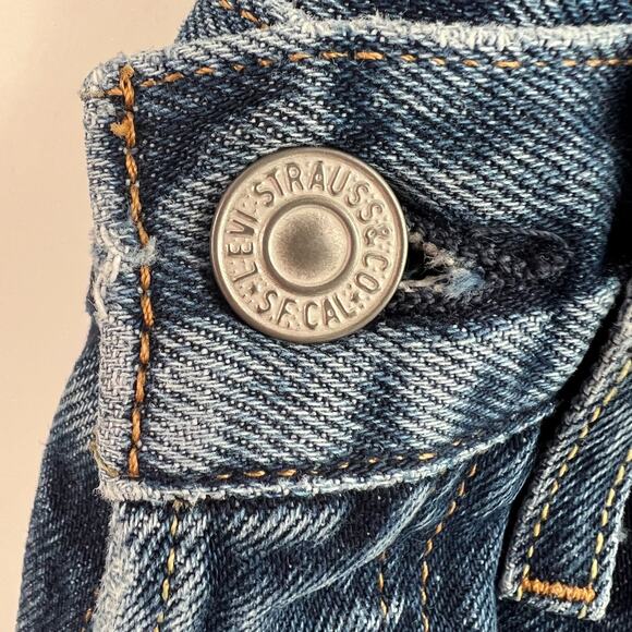 Levi's Premium Women 501 Skinny High Rise Button Fly Destructed Jeans 25x28 NWT - Picture 3 of 14